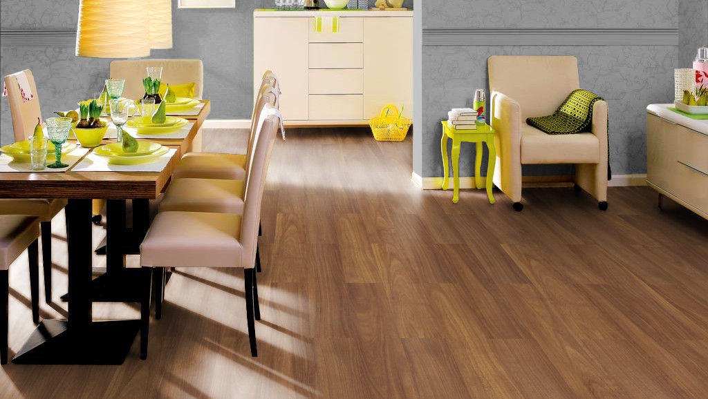 Ламинат Haro Tritty 100 Ироко 529052 фото в интерьере Ламинат Haro Tritty 100 Ироко 529052 фото в интерьере